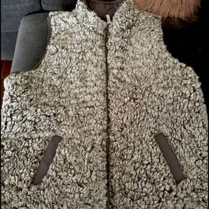 Maurices fuzzy vest